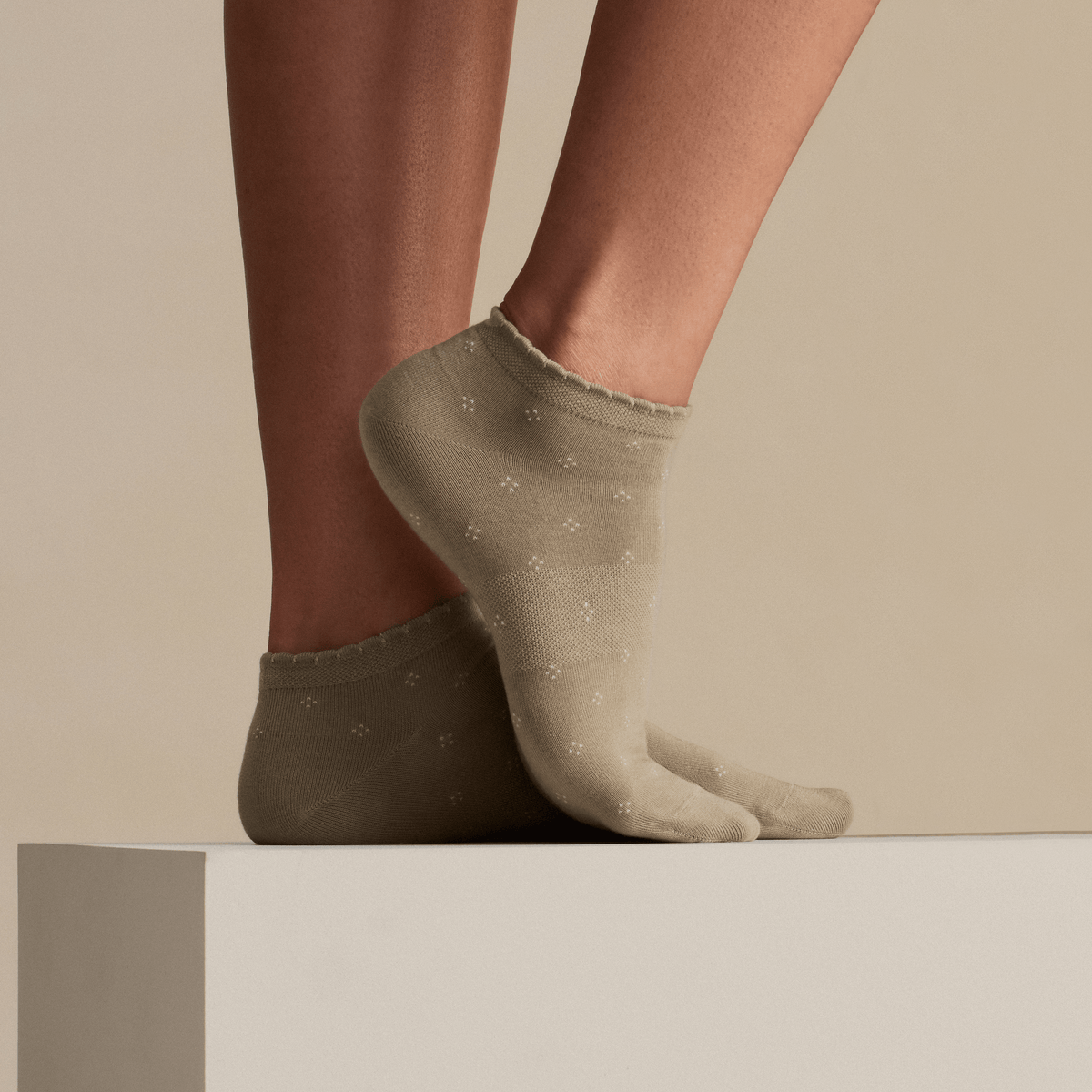Bombas Women's Scallop Lightweight Ankle Sock 4-Pack